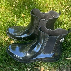MK Black Rain boots ☔️ great condition!